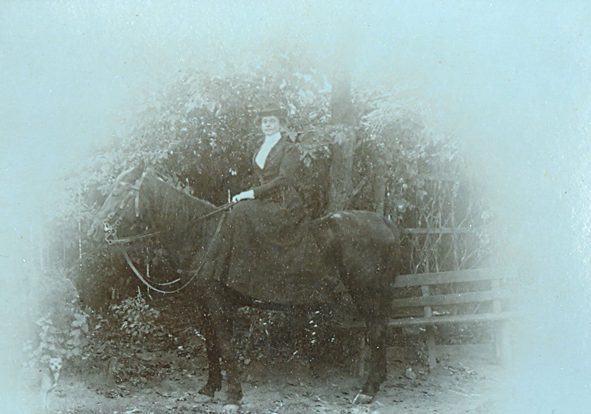 Vida Timić on a horse